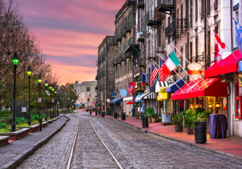 What street in savannah has all the bars?